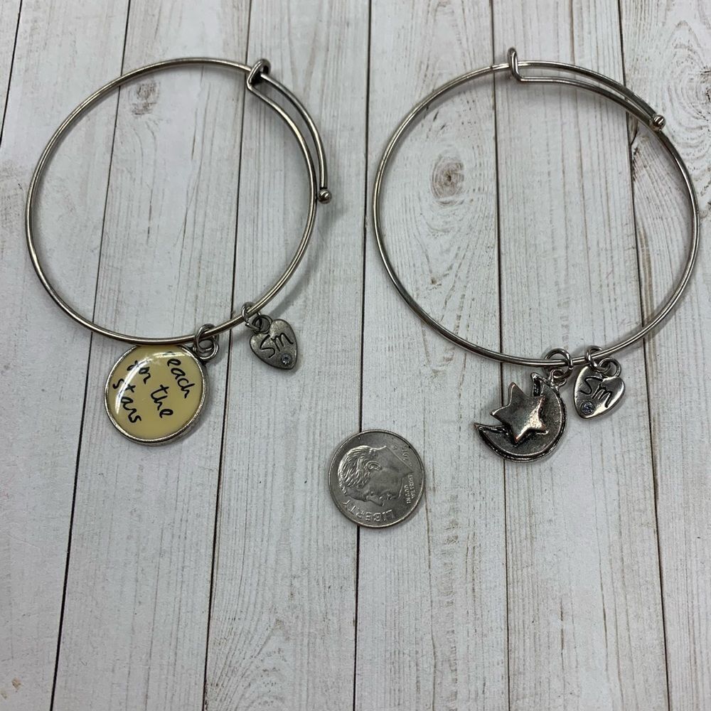 SM Pull Apart Style Bracelets‎